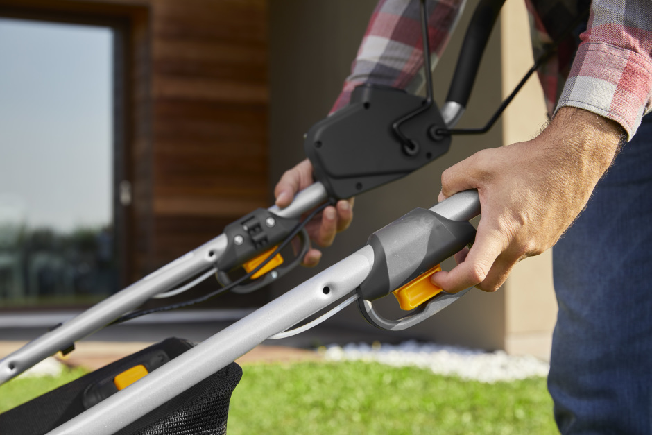 Stiga Twinclip 950e V 48v 4-in-1 Variable-Speed Cordless Lawnmower (Inc. Batteries & Charger)