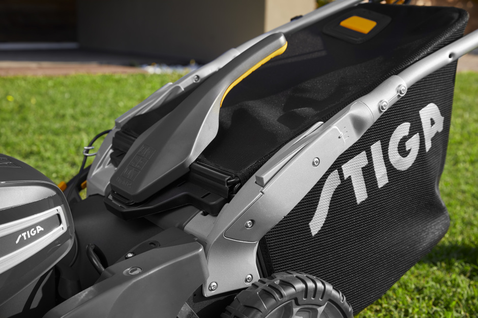 Stiga Twinclip 950e V 48v 4-in-1 Variable-Speed Cordless Lawnmower (Inc. Batteries & Charger)