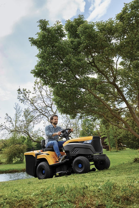 Stiga Estate 584e Battery-Powered Rear-Collect Lawn Tractor with Stepless Electronic Drive