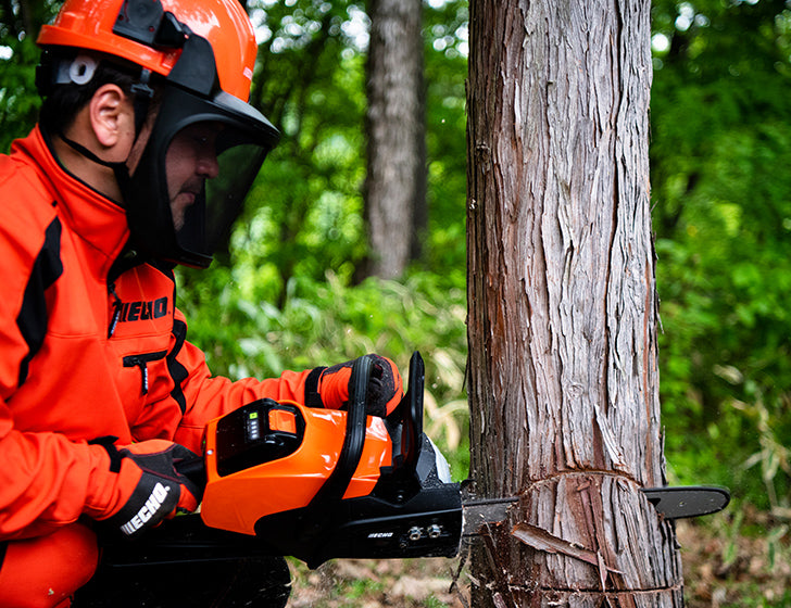 Echo DCS-3500 56v Professional Cordless Chainsaw – 35cm Guide Bar (Tool Only)