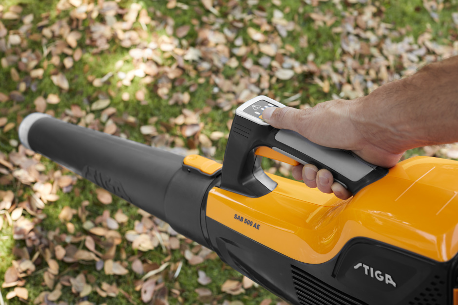 Stiga SAB 500 AE 48v Cordless Leaf-Blower (Tool Only)