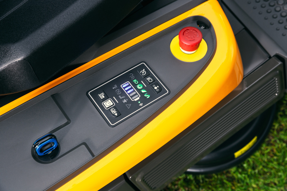 Stiga Swift 372e - Keypad Control and Battery-Status Display.
