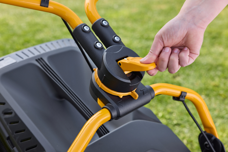 Stiga Collector 548 S Self-Propelled Petrol Lawnmower