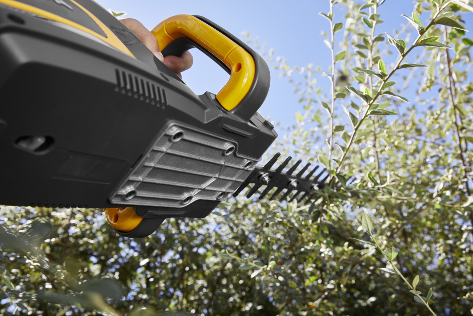 Stiga HT 700e 48v Cordless Hedgetrimmer - In Use - Right-Rear Underside View.