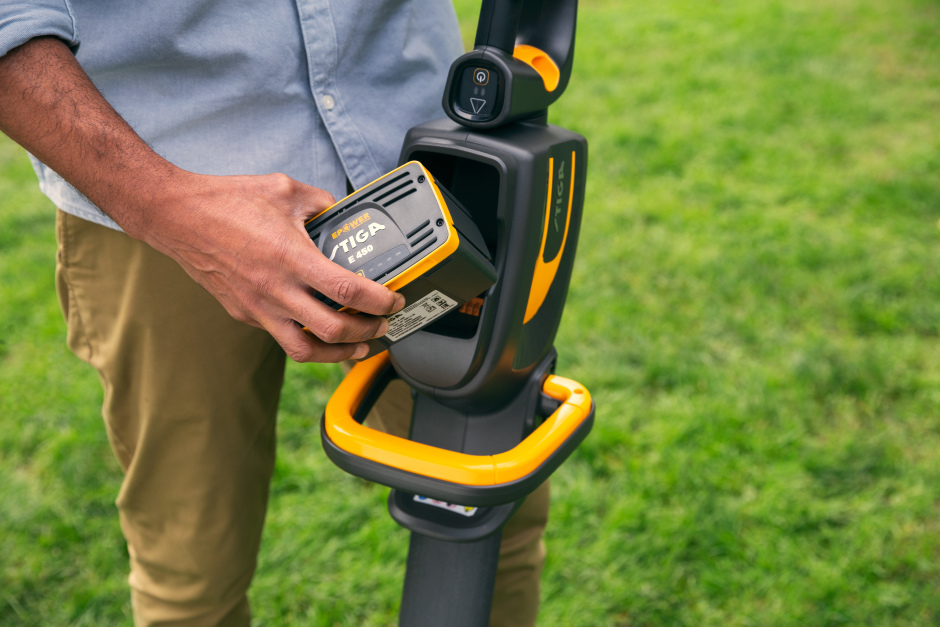Stiga HT 700e 48v Cordless Hedgetrimmer (Tool Only)