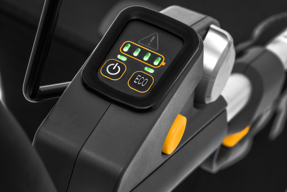 Stiga Twinclip 950e VR KIT - Handlebar Keypad Control and Battery-Status Display.