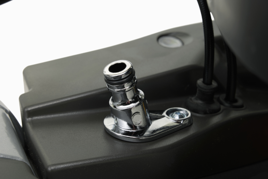 Stiga Twinclip 955 VR - Deck-Wash Port.