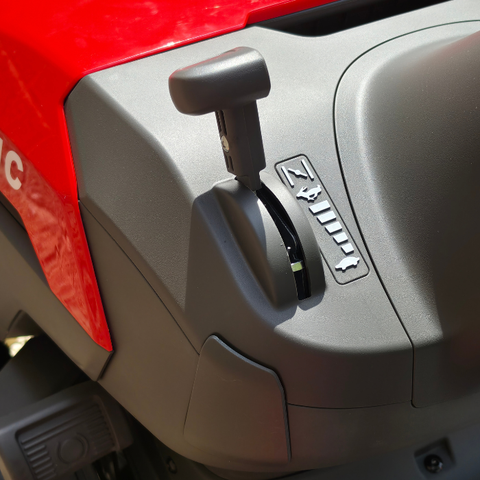 Chipperfield T16-38HC Rear-Collect Lawn Tractor
