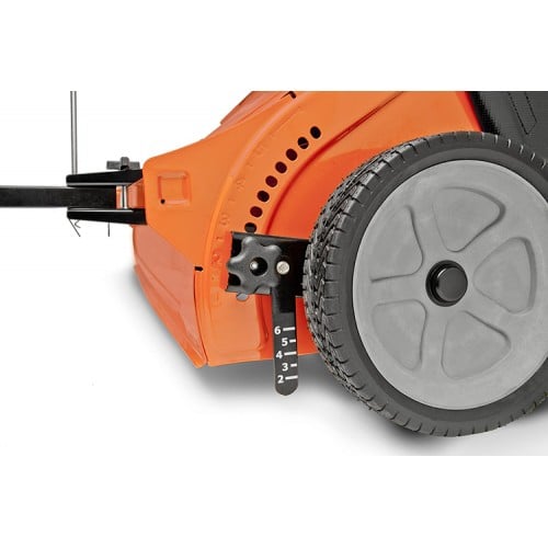 Agri-Fab Smart-Sweep 122cm Towed Lawn & Leaf Sweeper | 45-0492