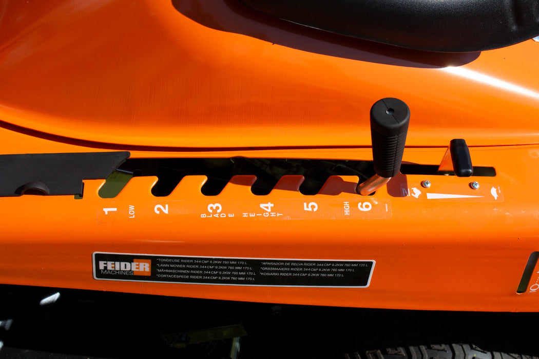 Feider FRT-75BS125  Rear-Collect Ride-On Mower with Manual Drive & Briggs Engine