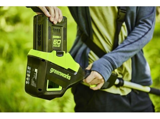 Greenworks GD60PS25 60v DigiPro Cordless Pole-Pruner – 25cm Guide Bar (Tool Only)