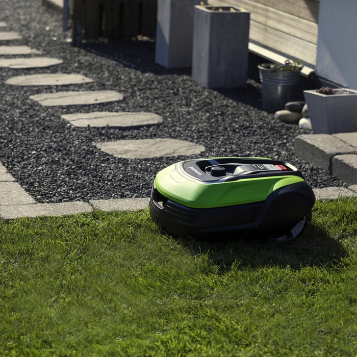 Greenworks Optimow®15 24v Robotic Lawnmower (for Lawns up to 1500m2)