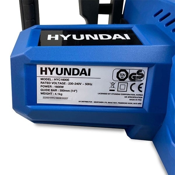 Hyundai 2400w Electric Chainsaw - 40cm Guide Bar | HYC2400E