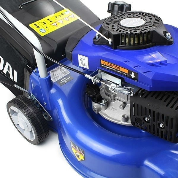 Hyundai 99cc/40cm Hand-Propelled Petrol Lawnmower | HYM400P
