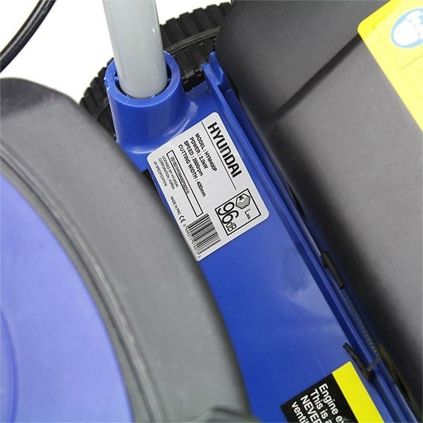 Hyundai 99cc/40cm Hand-Propelled Petrol Lawnmower | HYM400P