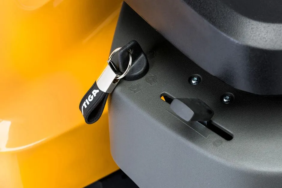 Stiga Park 300 M - Key with Stiga-Badged Fob.