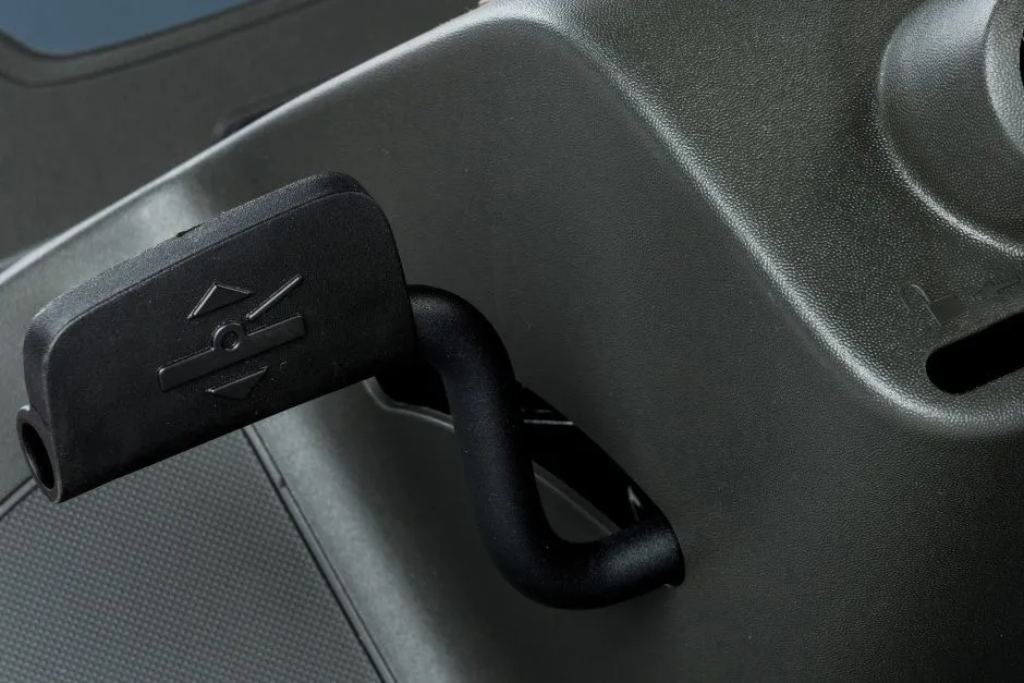 Stiga Park 300 M - Hydrostatic-Drive Foot Pedal.