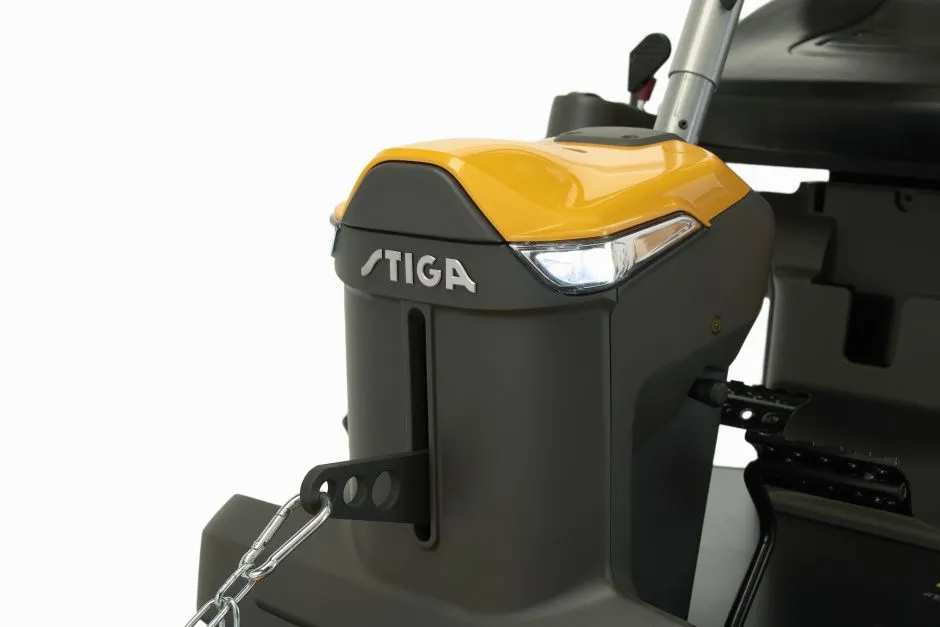 Stiga Park 500 WX 4WD V-Twin Front-Cut Ride-On Lawnmower (Excluding Deck)